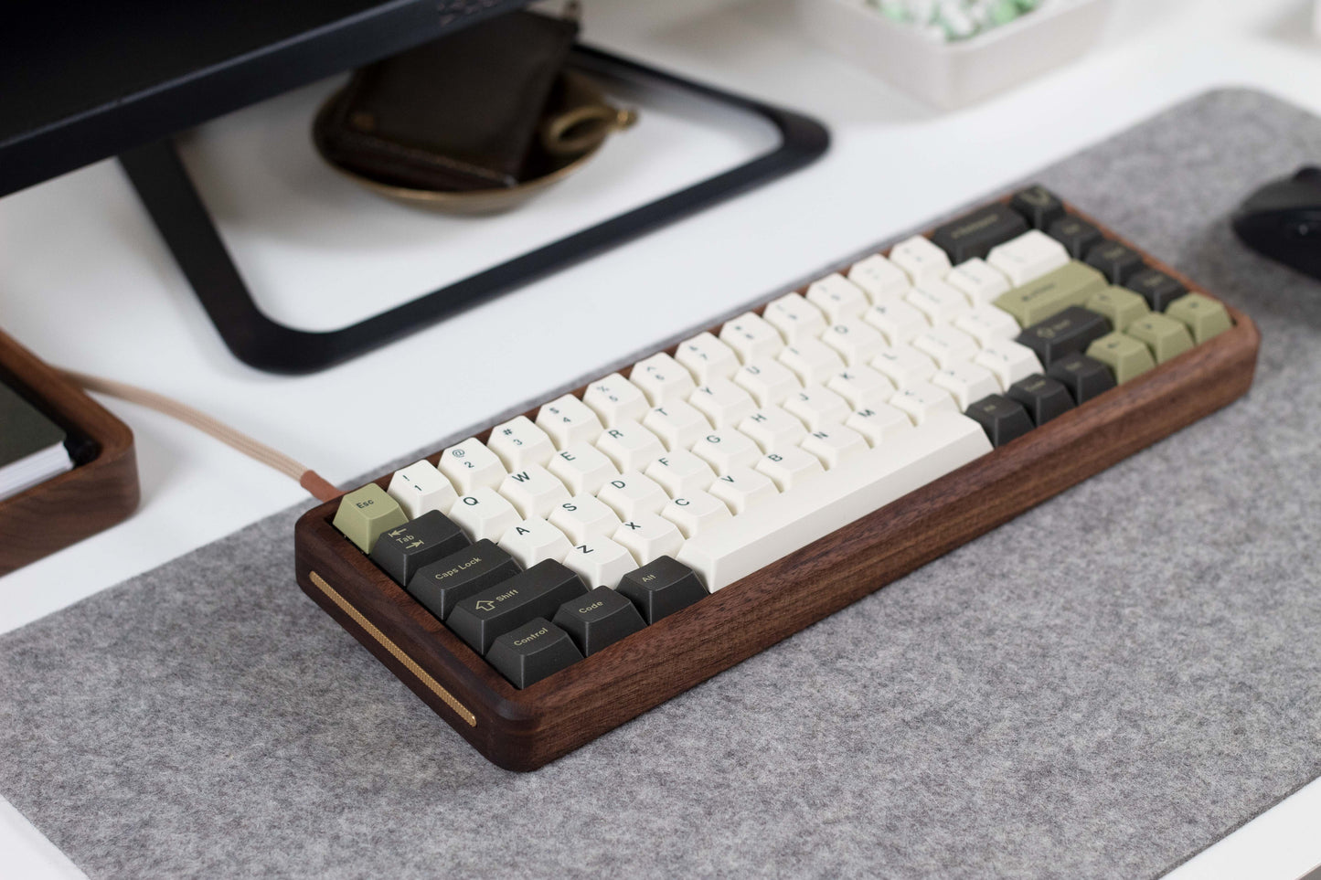 NULL65 Series 2.0 Barebones Keyboard Kit - GROUP BUY